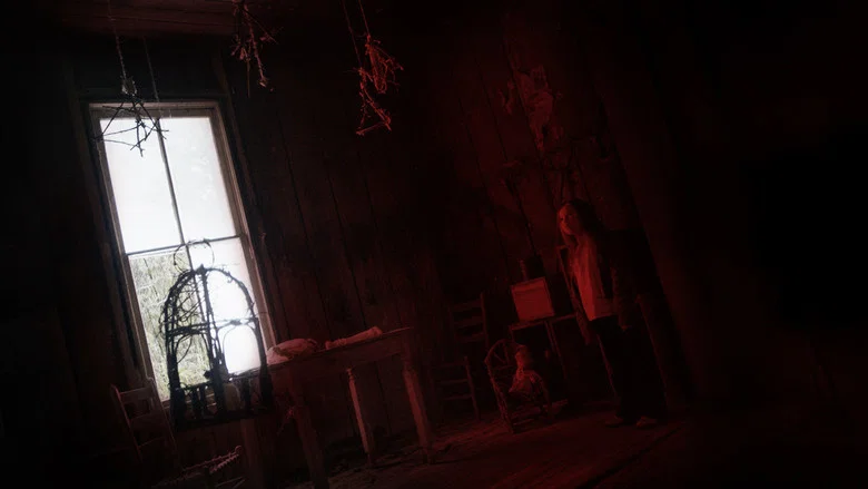 The Perfect Host: A Southern Gothic Tale screenshot 2