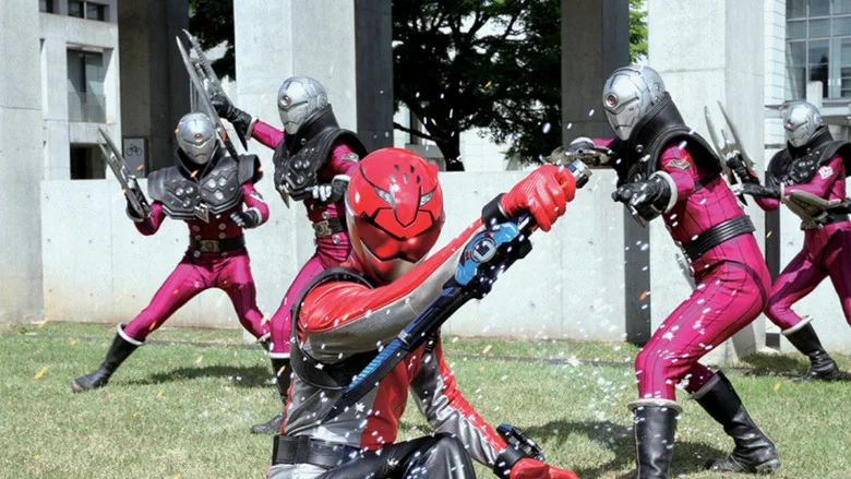 Tokumei Sentai Go-Busters the Movie: Protect the Tokyo Enetower! screenshot 1