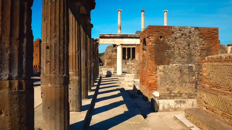 Pompeii: Sin City screenshot 4