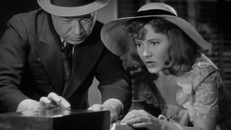 The Devil and Miss Jones screenshot 6