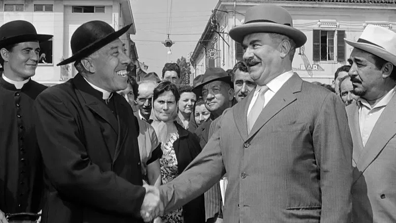 Don Camillo: Monsignor screenshot 1