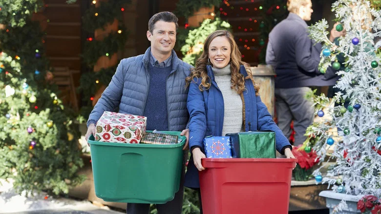 Check Inn to Christmas screenshot 5