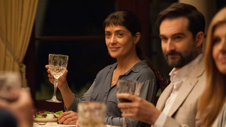 Beatriz at Dinner screenshot 3
