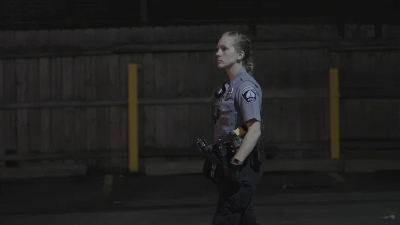 Women in Blue screenshot 1