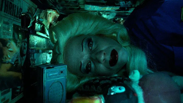 Hedwig and the Angry Inch screenshot 1