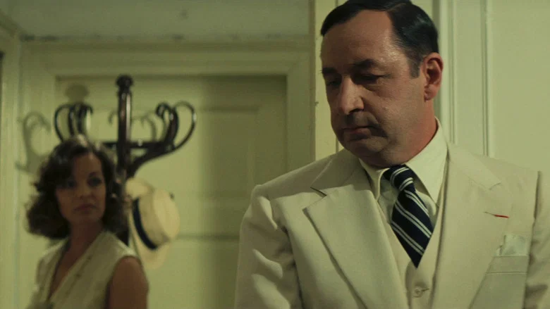 A Woman at Her Window screenshot 5