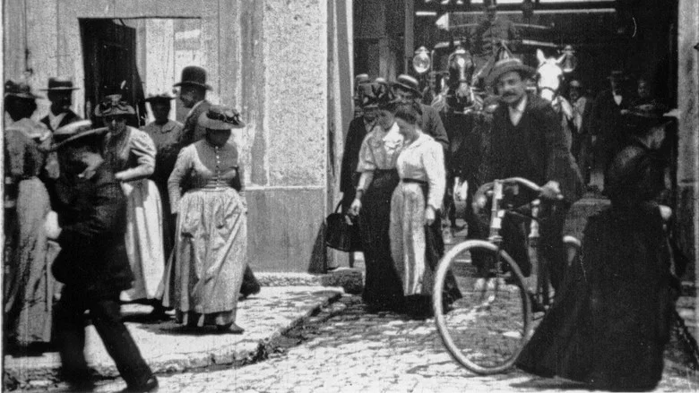 Workers Leaving the Lumière Factory screenshot 1