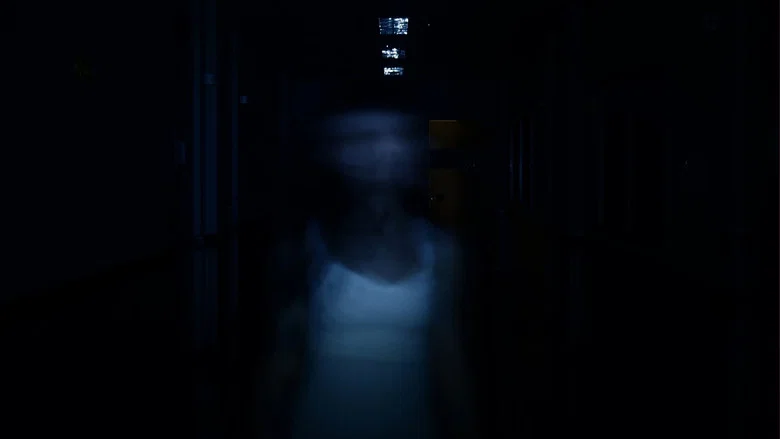 THE WORLD IS CONSUMING ME AND I CAN'T RUN AWAY FROM THE FALL screenshot 1