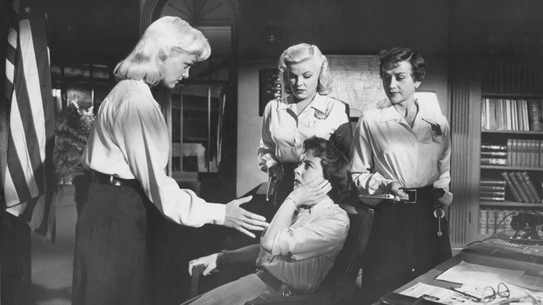 Women's Prison screenshot 1
