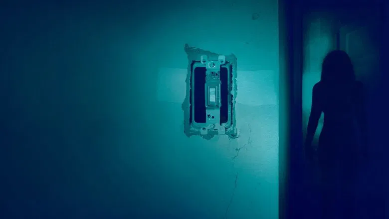 Lights Out screenshot 1