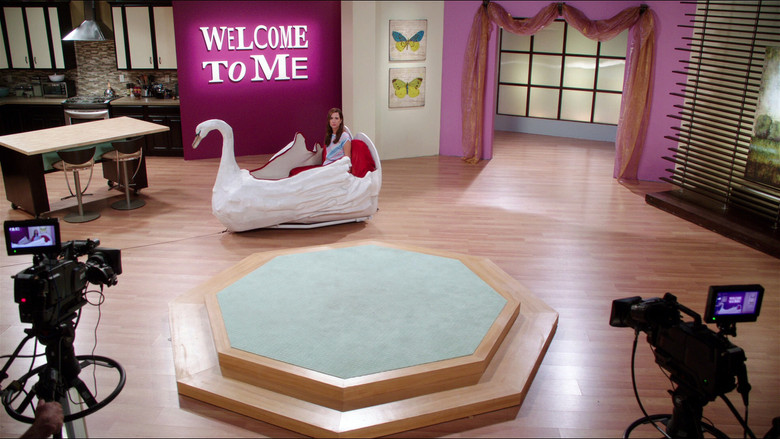 Welcome to Me screenshot 2