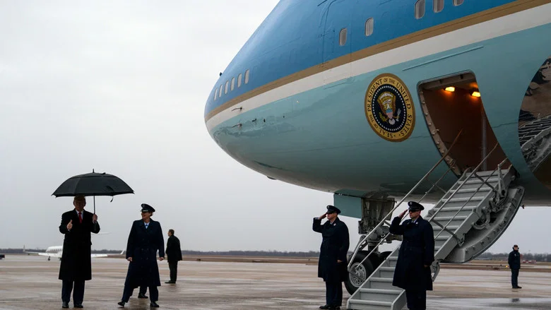 Aboard Air Force One screenshot 1