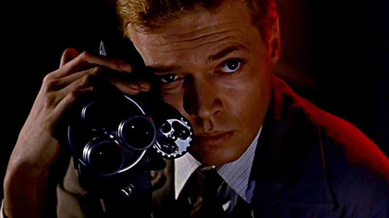 Peeping Tom screenshot 6