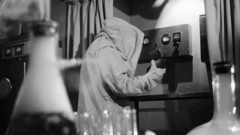 The Phantom from 10,000 Leagues screenshot 6