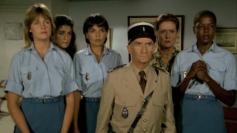 The Gendarme and the Gendarmettes screenshot 2