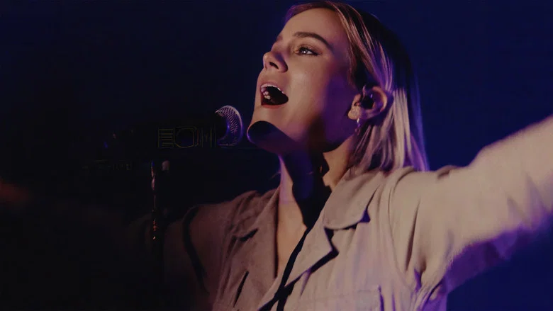 Hillsong UNITED: The People Tour (Live from Madison Square Garden) screenshot 1